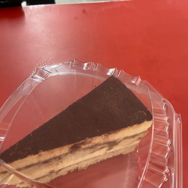 Tiramisù Cake.